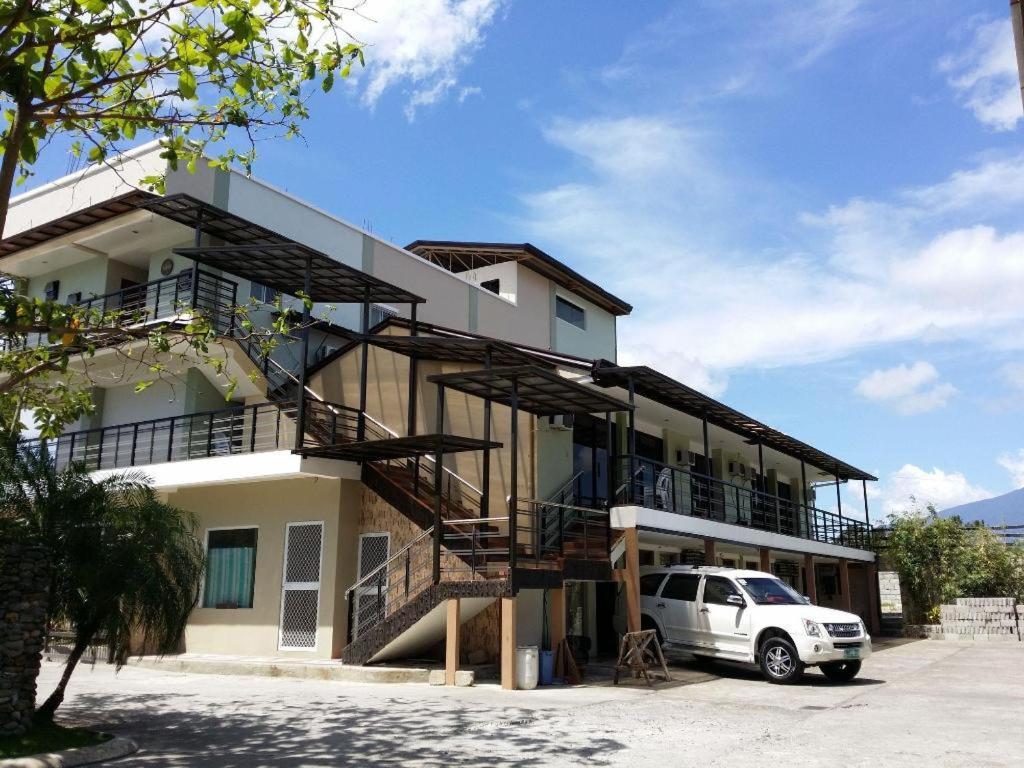 Quezon Premier Hotel Lucena Exterior foto