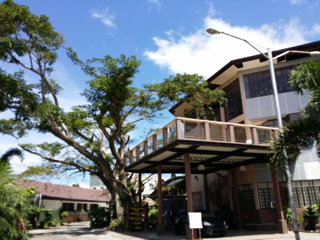 Quezon Premier Hotel Lucena Exterior foto